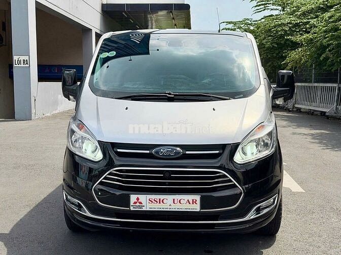 Ford Tourneo Titanium 2.***km Đen, Bạc