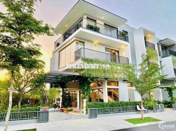 Đất mặt tiền Dt818 giáp Agora, Rivergateway, tt hành chính