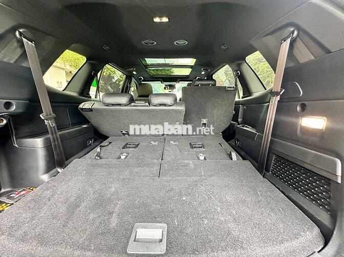 Ford Everest Titanium 4x2 2025 Đen 23.000km