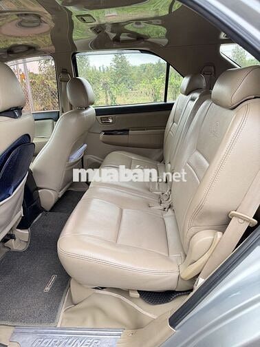 Toyota Fortuner 2015 Số sàn Bạc