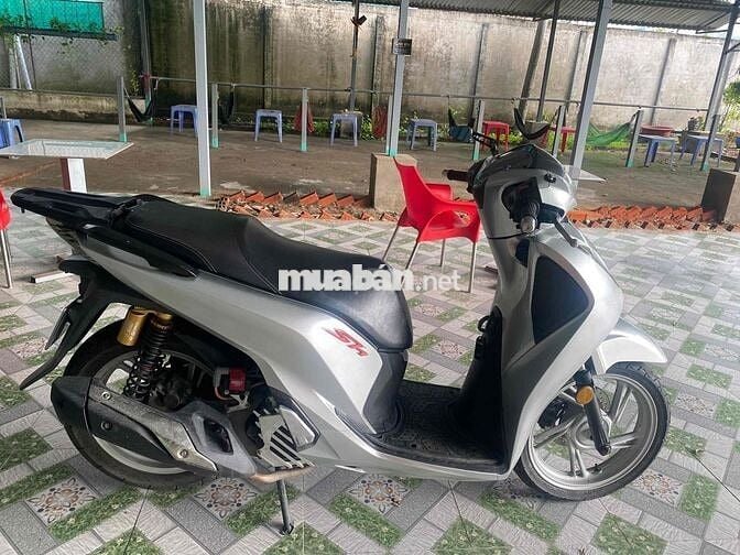 Honda SH 125 Bạc