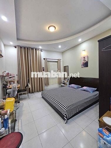 HXH NGỦ TRONG NHÀ NGAY CHUYẾN METRO 2 VÀ CV LÊ THỊ RIÊNG CÁCH MẠNG THÁ