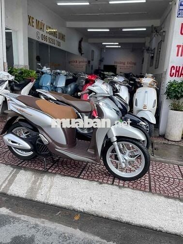 Honda Shmode 2018 Bạc Sáng