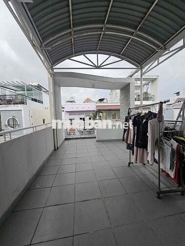HXH NGỦ TRONG NHÀ NGAY CHUYẾN METRO 2 VÀ CV LÊ THỊ RIÊNG CÁCH MẠNG THÁ