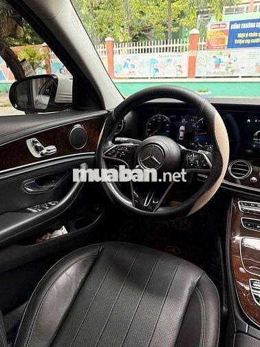 Mercedes-Benz E200 2021 Trắng 47000 km