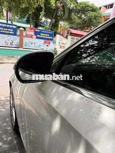 Mercedes-Benz E200 2021 Trắng 47000 km