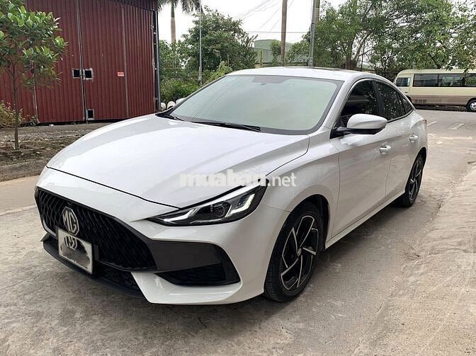 MG5 Luxury 2022 Trắng - cửa sổ trời cam 360