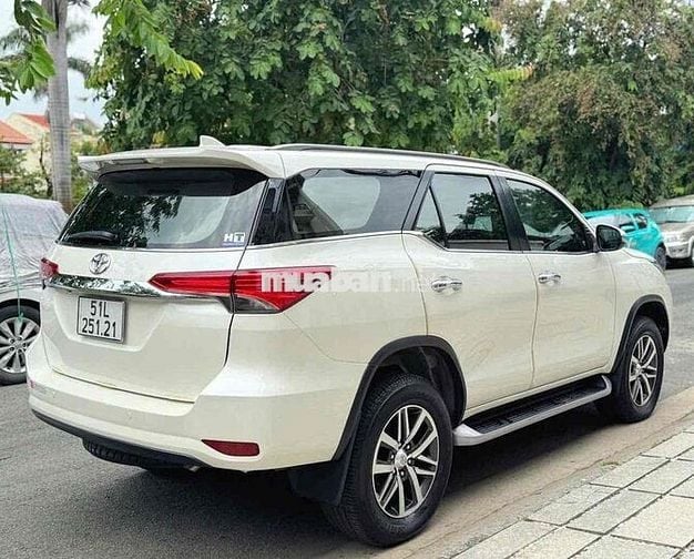 Toyota Fortuner XS 2019 Trắng 75000 km