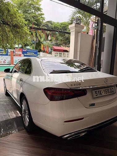Mercedes-Benz E200 2021 Trắng 47000 km