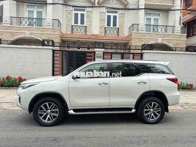 Toyota Fortuner XS 2019 Trắng 75000 km