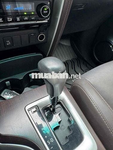 Toyota Fortuner XS 2019 Trắng 75000 km