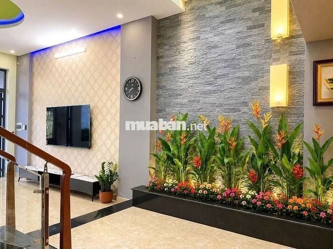NHÀ 3 TẦNG 3PN 4WC MT KHU CẦU SÔNG HÀN