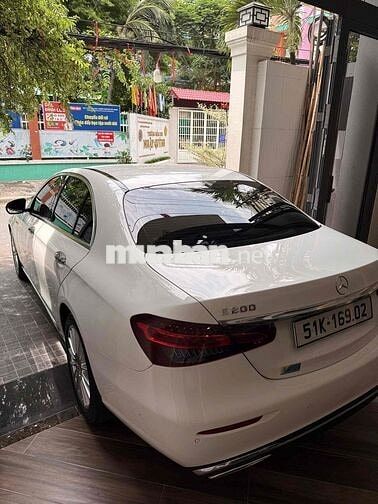 Mercedes-Benz E200 2021 Trắng 47000 km