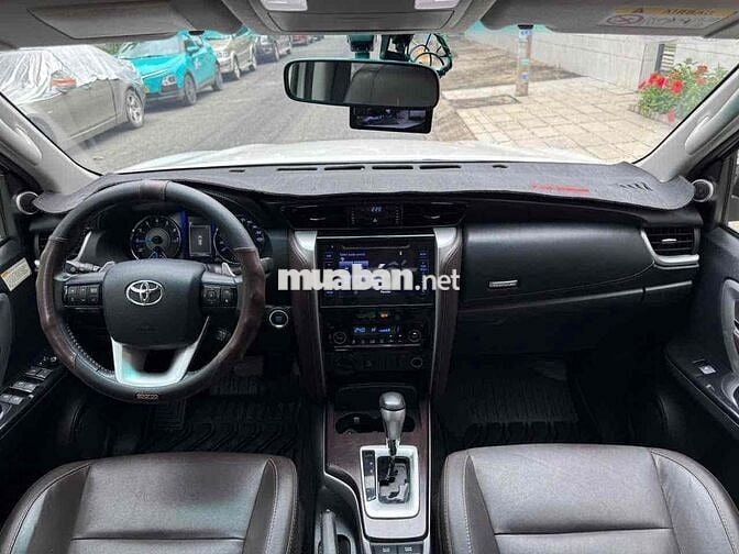 Toyota Fortuner XS 2019 Trắng 75000 km