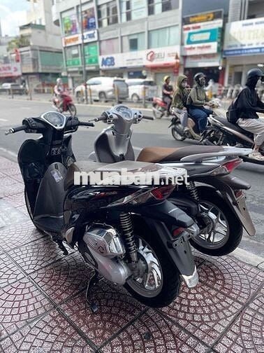 Honda Shmode 2018 Bạc Sáng