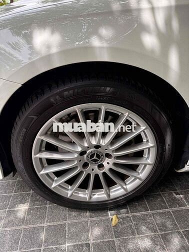 Mercedes-Benz E200 2021 Trắng 47000 km