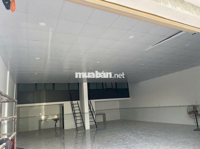 Cho thuê MB KInh doanh 7.5 x 29m, Giá 20tr, NTP