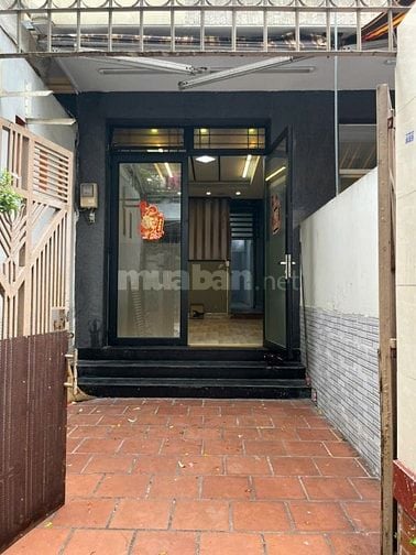 nhà 4 PHÒNG NGỦ 3,5X17 CAO THẮNG. hẻm xe hơi