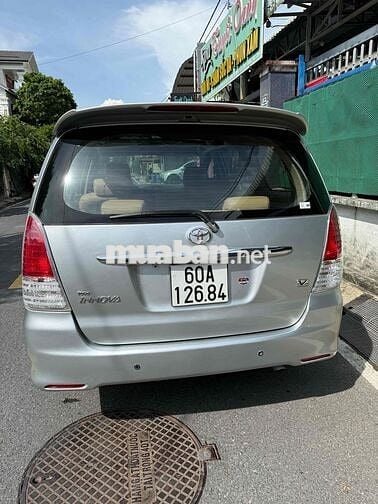 Toyota Innova V 2009 Số tự động, kiếm dài