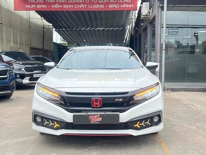 Honda Civic RS 2020 đi 73.000 km không lỗi lầm