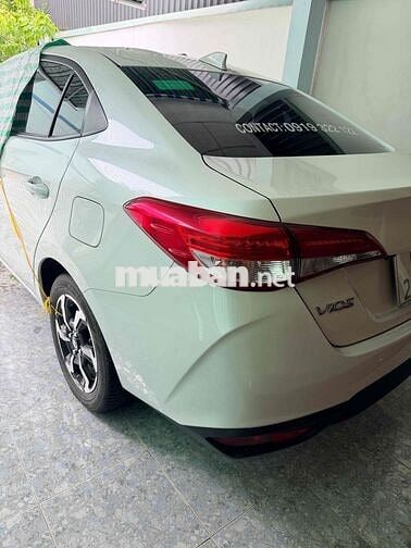 Toyota Vios 2024 CVT bản E 28000 km Trắng