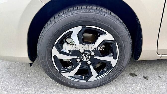 Cần bán Toyota Vios E CVT 2025- odo 22,000km
