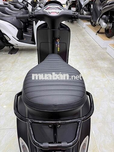 Piaggio Vespa Sprint iget abs 2021 Đen Nhám
