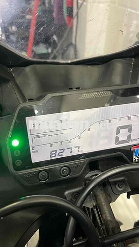 Yamaha R15 V3 2020 Xám Vàng 8000 km