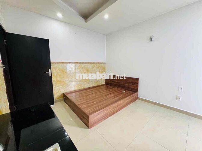 Cho Thuê Studio Ban Công Full Nội Thất Giá Rẻ_Ngay Công Viên Phú Lâm