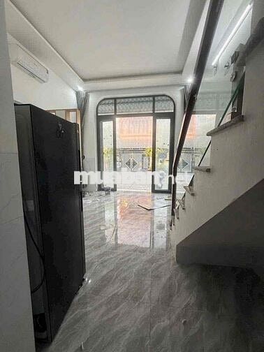 Nhà mặt tiền hẻm kinh doanh đường 3/2