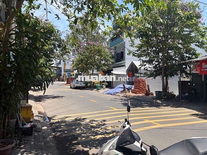 Toà CH dòng tiền Nam Việt Á - DT lớn 170m2  15 phòng gần sông gần biển