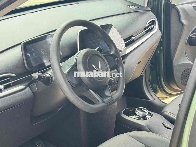 VF5 Plus 2025 siêu lướt 1.900km mới 99%