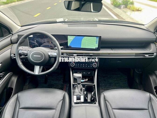 Bán Gấp Tucson 2.0L ĐB 2025 11.000 km full như mới