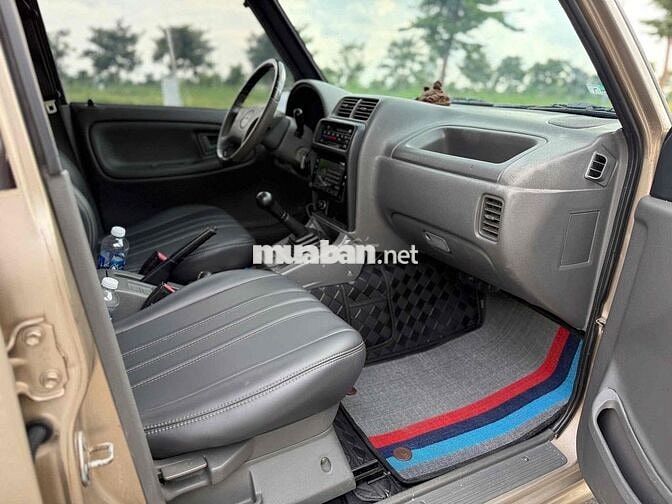 Suzuki Vitara 2005 Số sàn Vàng cát Nhập khẩu