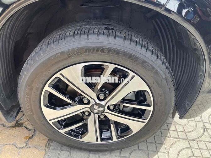 Mitsubishi Xpander 2019 1.5 L AT Đen
