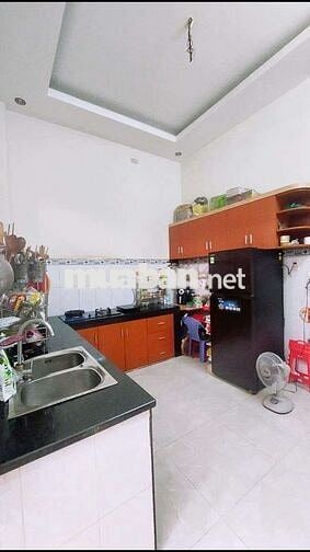 NHÀ VỊ TRÍ TUYỆT ĐẸP GÒ VẤP CẦN BÁN