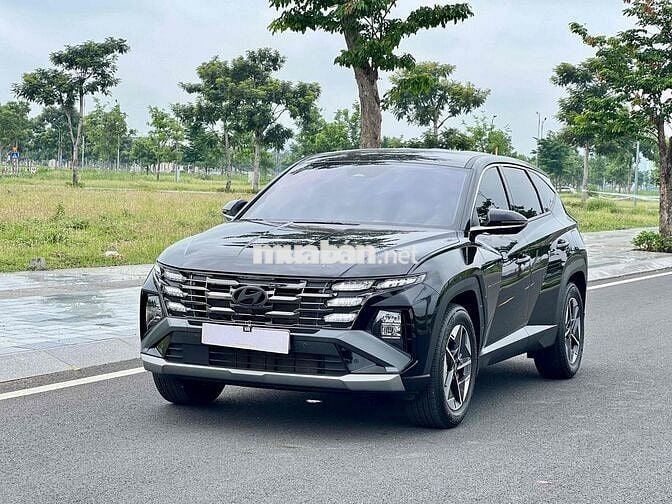 Bán Gấp Tucson 2.0L ĐB 2025 11.000 km full như mới