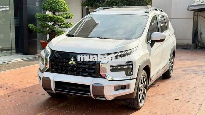 Mitsubishi Xpander Cross 2025 Trắng 6.700 km