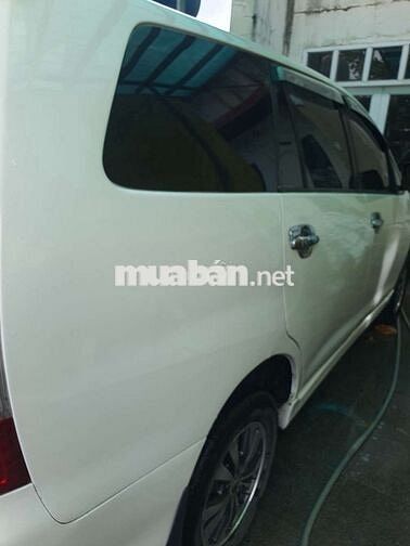 Toyota Innova 2.E 2016 Trắng 135.000 km