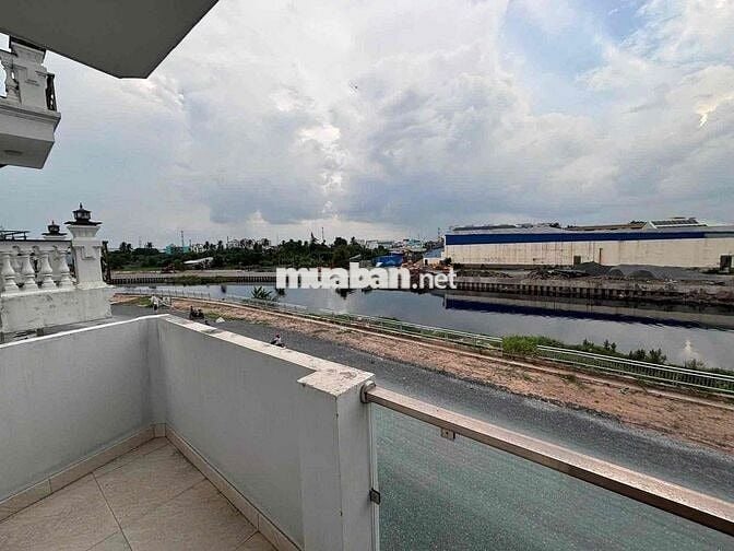 NHÀ NGUYÊN CĂN CUỐI LÊ ĐỨC THỌ VIEW BỜ KÈ