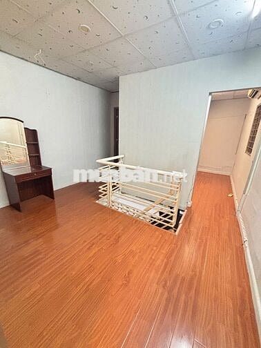 NHÀ CHO THUÊ, HẺM 194 BẠCH ĐẰNG, BÌNH THẠNH, 9TR/THÁNG
