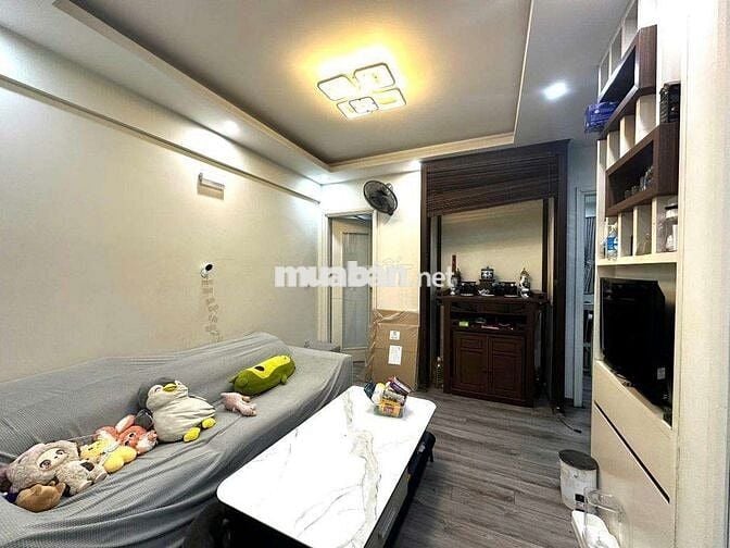 Căn hộ 3 ngủ green stars, view đường, full tiện ích, ở luôn, sổ đỏ 