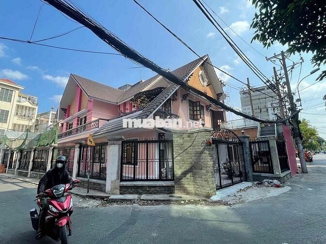 CHO THUÊ VILLA GÓC 3 MẶT TIỀN – 143 NGUYỄN ĐÌNH CHÍNH NGUYỄN VĂN TRỖI,