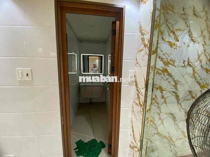 Cho thuê mặt bằng kinh doanh + văn phòng + kho