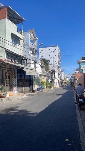 Bán tòa nhà 28 phòng đang cho thuê – Dòng tiền 130 Triệu/Tháng 