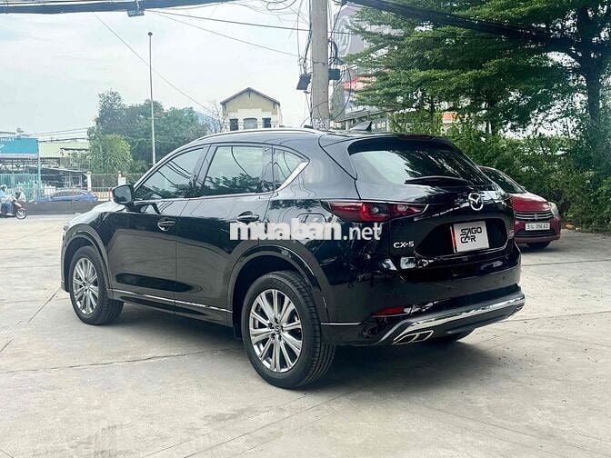 Mazda CX-5 Premium 2.0 2025 11.000km Đen