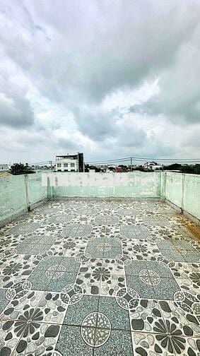 Nhà nguyên căn cho thuê, gần quán phở quỳnh,xuân thới thượng,hóc môn