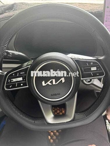 Kia Carens 2010 Trắng 7 chỗ số tự động