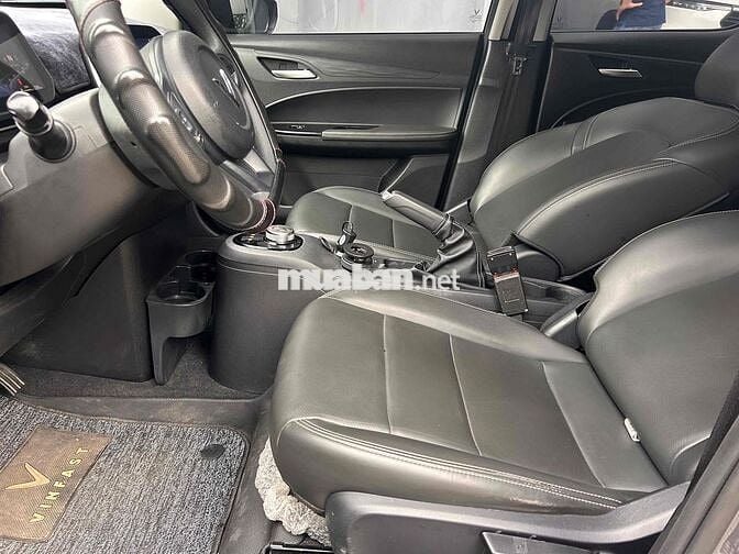 VinFast VF5 Plus 2025 - sạc KO giới hạn 41.000 km