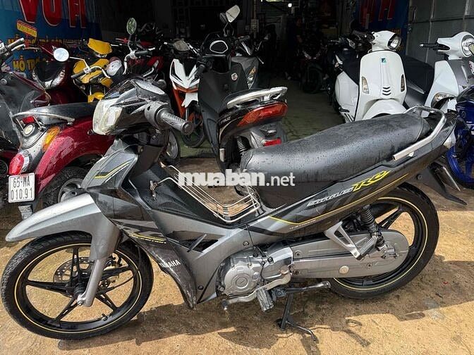 Yamaha Sirius RC Xám đen